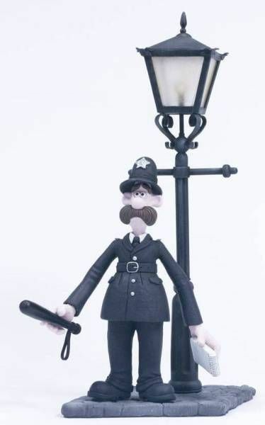 Wallace & Gromit. PC MACKINTOSH. The Curse of the Were-Rabbit Mcfarlane Figure M